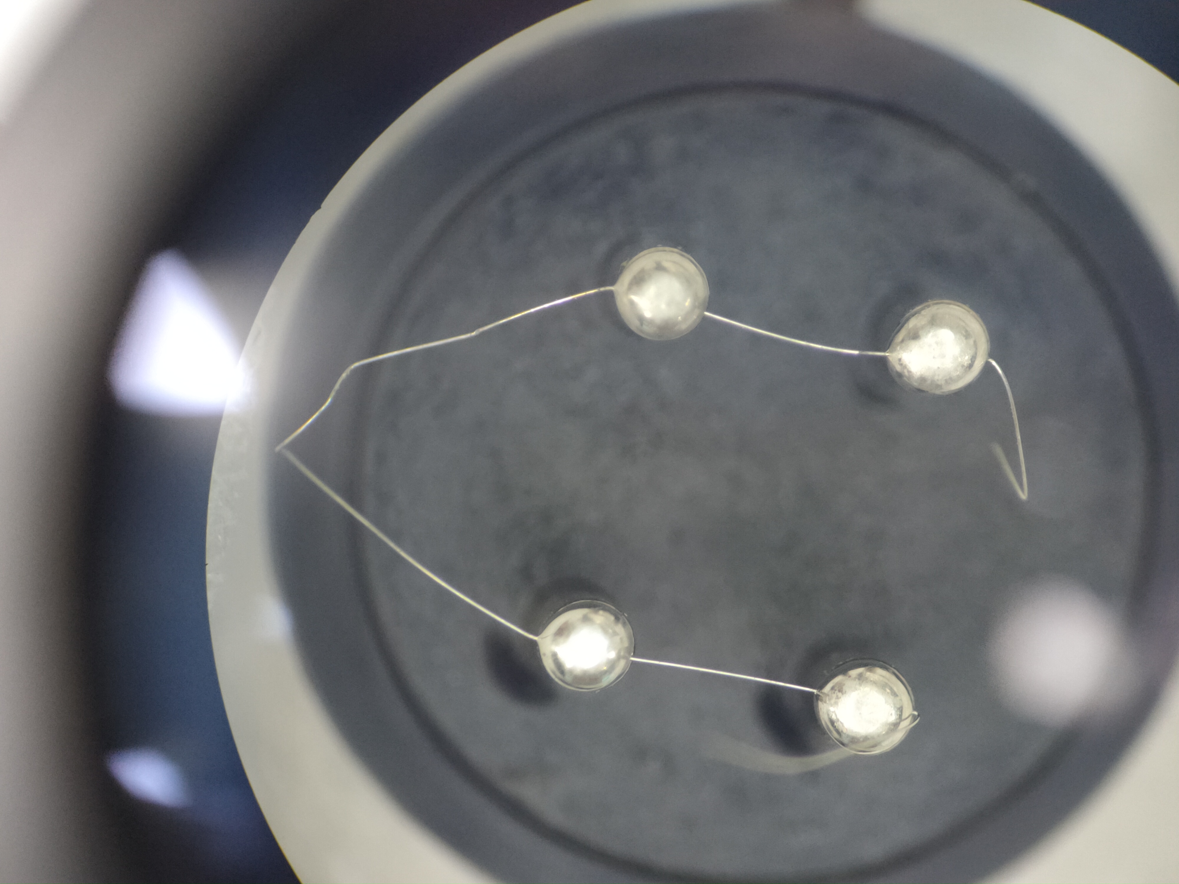 微型精密电子器件的超细导线连接技术解析与